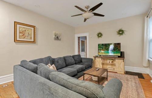 Downtown Columbus Maison | Housepitality - Harrison Mansion - Great Location