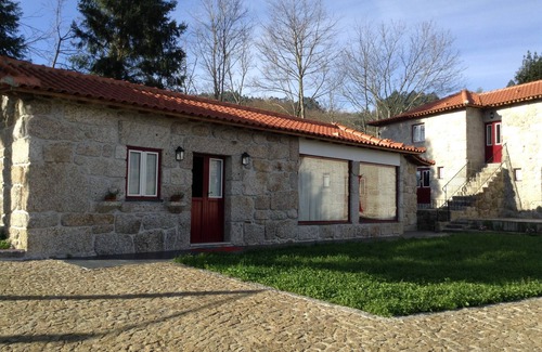 Molares Cottage | "Maisons de Eido" - Casa do Eido et la veuve, les vieilles maisons de gardien récupérés