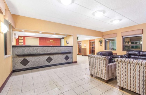 Tallman Hôtel | Howard Johnson by Wyndham Suffern