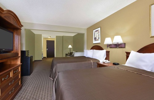 East Texas Hôtel | Howard Johnson Hotel & Suites by Wyndham Allentown/Dorney