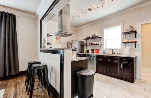 Lincoln Terrace Maison | Lincoln Tudor – 3 en 1-près de OU Med, Bricktown, Arena