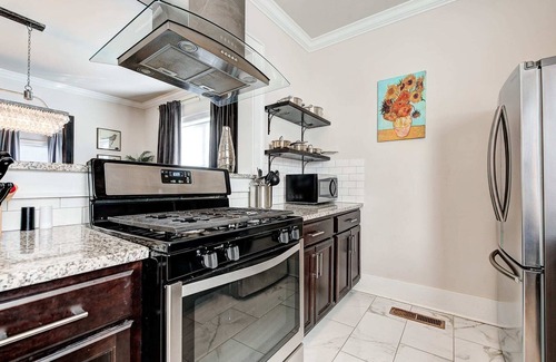 Lincoln Terrace Maison | Lincoln Tudor – 3 en 1-près de OU Med, Bricktown, Arena