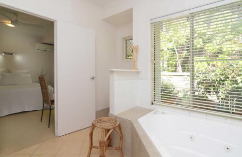 Noosaville Maison | Howie's Place Noosa