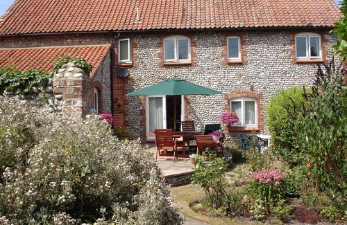 Weybourne Maison | Côte nord de Norfolk, grande grange de 5 chambres à coucher, capacité de 14 personnes