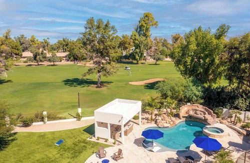 Paradise Valley Village Maison | HOZHO' Estate on the Course (POOL and SPA HEAT INCLUDED)