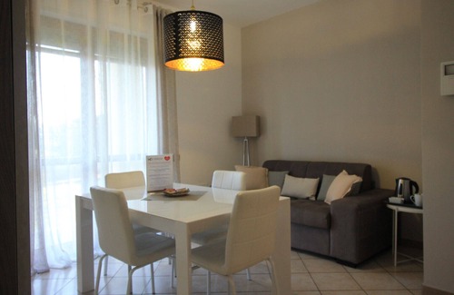 Cinisello Balsamo Appartement | HQ Aparthotel Milano Inn Smart Suites - Comfort Apartment with 2 Bedrooms