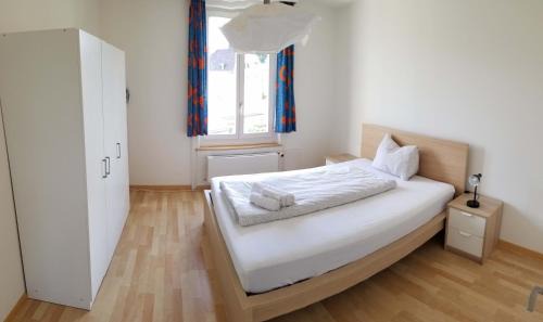 Mattenhof-Weissenbuhl Appartement | HSH Weber - 2 Bedroom Suite Apartment with Office, Salon and Kitchen in Bern by HSH Hotel Serviced Home