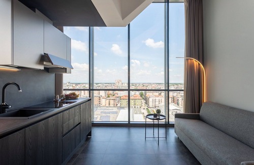 Mestre Appartement | Htm Tower - 1002 Executive by Halldis