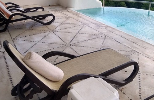 Crucecita Villa | Huatulco Mexico Villa / 2BR 3BA /Beach, Pools, Restaurants, Bar. Paradise!