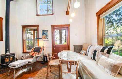 Eastsound Maison | Huckleberry Haven