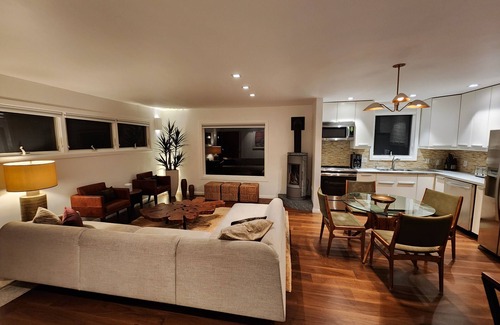 Hudson Maison | Hudson River / Catskill Mtn Vues 2 Bdrm contemporain, Hudson NY