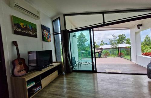 Mae Kon Maison | Hug Doi Homestay Chiang Rai