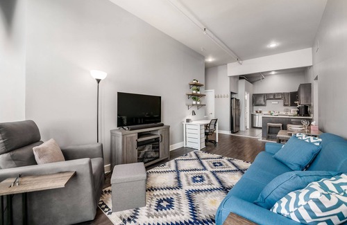 Short North Copropriété | Huge 2 BR Convention Center Condo by Short North + Downtown+ North Market