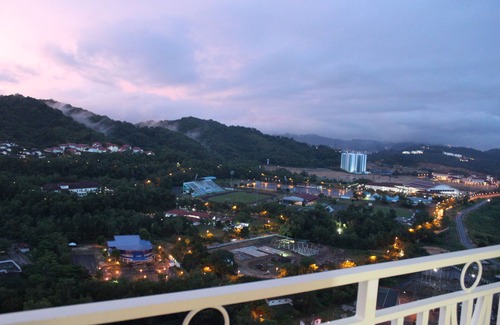 Kota Kinabalu Appartement | ÉNORME 3 lits ~ Idéal pour les grandes familles