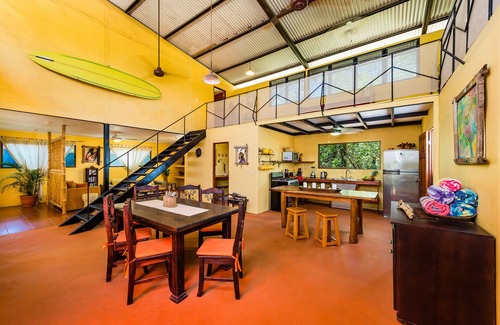 Palm Beach Estates Maison | Zulu Surf Shack - Artistic Surfers Beach House avec vélos de plage