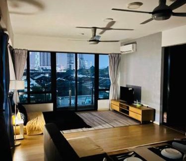 Usj 1 Appartement | Huge City View balcony - Netflix