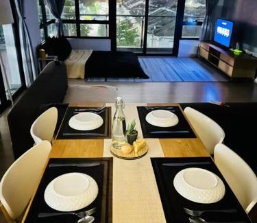 Usj 1 Appartement | Huge City View balcony - Netflix