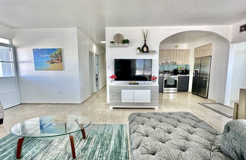 Coto Maison | Huge Home Renovated 7 Bdr, 5 Bath 2 Pools 2 kitchens 2 Living rooms Best Beaches