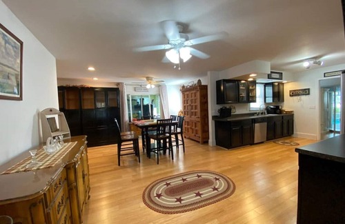 Lanoka Harbor Maison | Huge house w/ Indoor pool, arcade, sports bar