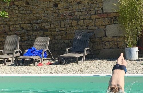 Uzer Maison | Fort médiéval, Ardèche méridionale avec gîte loft appartement