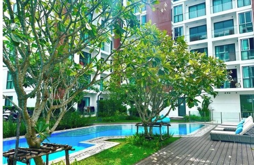 San Sai Villa | Huge Swimming Pool @The One Chiang Mai Hotel STyle