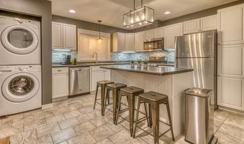 Miller Beach Maison | Huge Yard Familyfriendly Smarthome Walk To Beach Dunes Hiking Trails