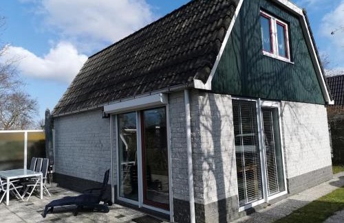 Sint Maartensvlotbrug Maison | Huisje aan de kust