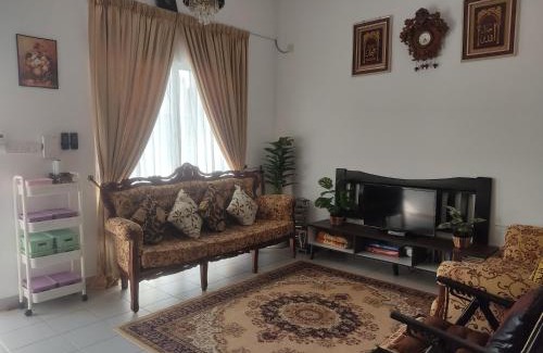 Hulu Selangor Maison | Hulu Yam Musliim Homestay