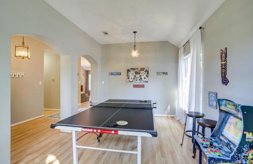 Kingwood Maison | Humble Home with Game Room, Near Deerbrook Mall!