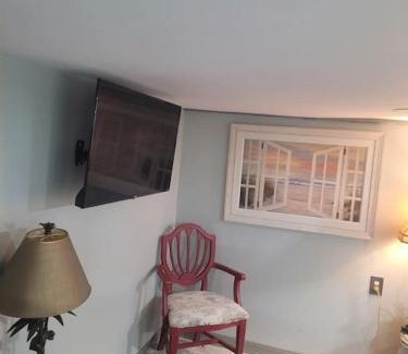 Anclote River Acres Appartement | hunker bunker river front 2