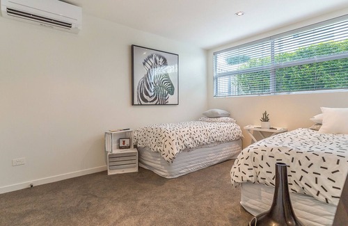 Whangamata Maison | Hunt Road_whangamata - Spacious Home Overlooking the Beach & Harbour Entry