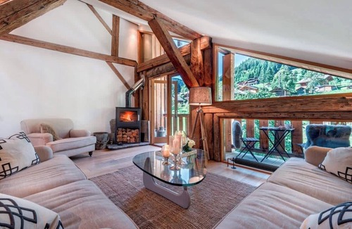 Morzine Chalet De Ski | Hunter Chalets - Chalet 46º - Fully Catered