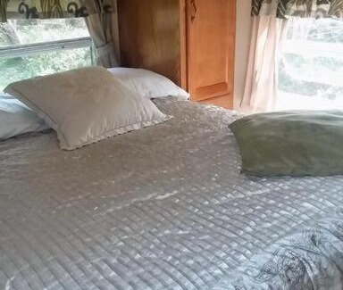 Conewango Valley Maison | Hunters Habitat at ShineOn Valley