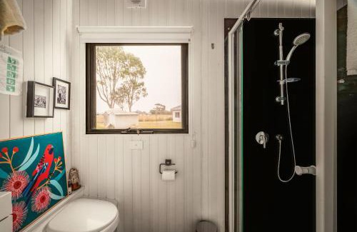 Monomeith Maison | Hunters Inn by Tiny Away