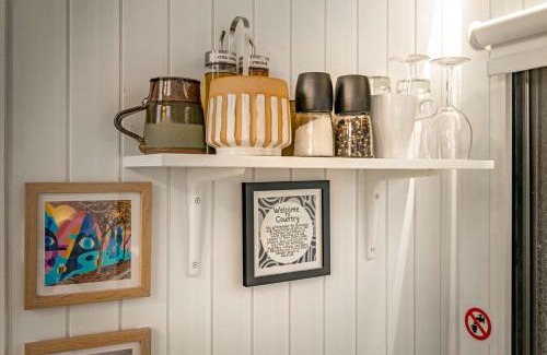 Monomeith Maison | Hunters Inn by Tiny Away