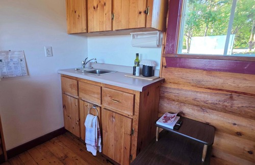Hunts Point Cabine | Hunts Point 1-BR Coastal Retreat - Cottage # 6