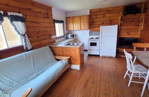 Hunts Point Cabine | Hunts Point 2-BR Coastal Retreat - Cottage # 4