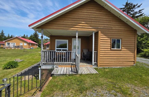 Hunts Point Cabine | Hunts Point 2-BR Coastal Retreat - Cottage # 1