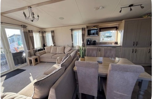 Bouvet Island Cabine | Hurleys Haven Mini Lodge At Camber (sleeps 8) Ashview 10