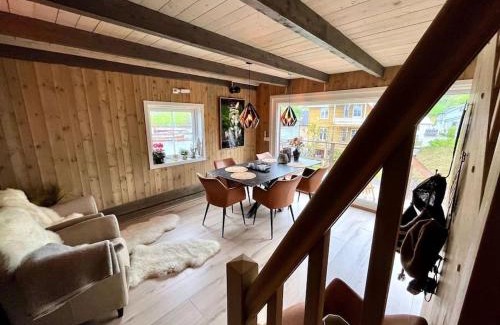 Valsoyfjord Maison | Hus ved Valsøyfjorden