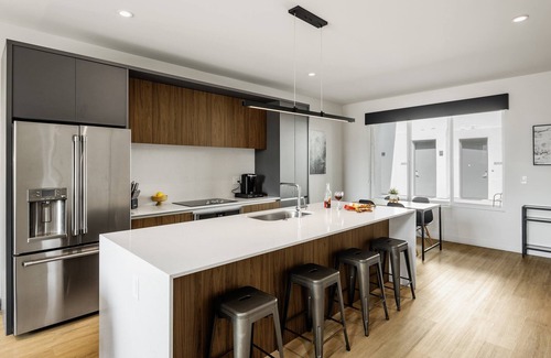 Casa Granada Townhouses Maison | Hush House - Hot Tub - Heart of Old Town