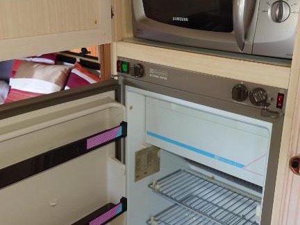 Osthammar Appartement | Husvagn i lantlig miljö Roslagen