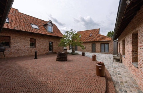 Bellegem Maison | Huswell - Lovely André Farm in the greenery of Kortrijk