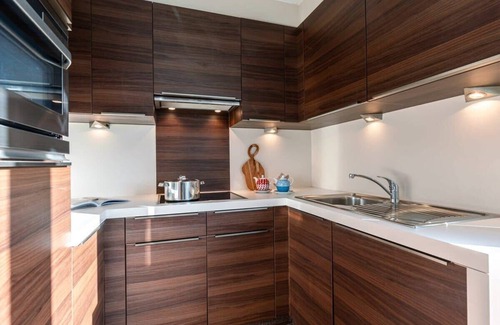 Vogelzang Appartement | Huswell - Superb duplex within walking distance of the sea