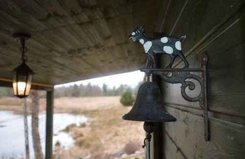 Kolczyglowy Chalet De Ski | hut in the mid. of nowhere + priv pond+3 ha
