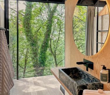 La Roche-en-Ardenne Maison | Hutstuf The Eagle & Private Outdoor Spa