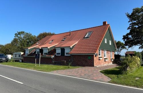 Ostermarsch Maison | "Huus ant Diek", Ferienhaus mit Maisonette Wohnung in Deichnähe, Nähe Norddeich