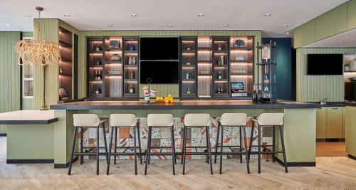 Waterfront Hôtel | Hyatt Centric the Pike Long Beach