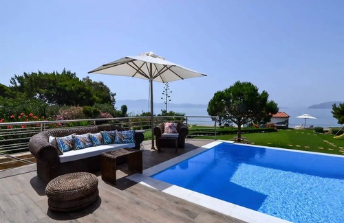 Pigadia Villa | VIP beachfront villa 3