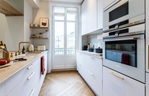 Behobie Appartement | HYGGE KEYWEEK Apt 2 chambres avec parking Plein centre Biarritz